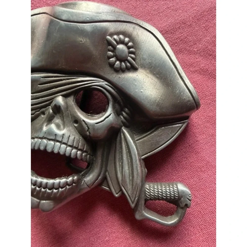 Vintage Pewter Pirate Skull Crossbones Belt Buckle 3.5